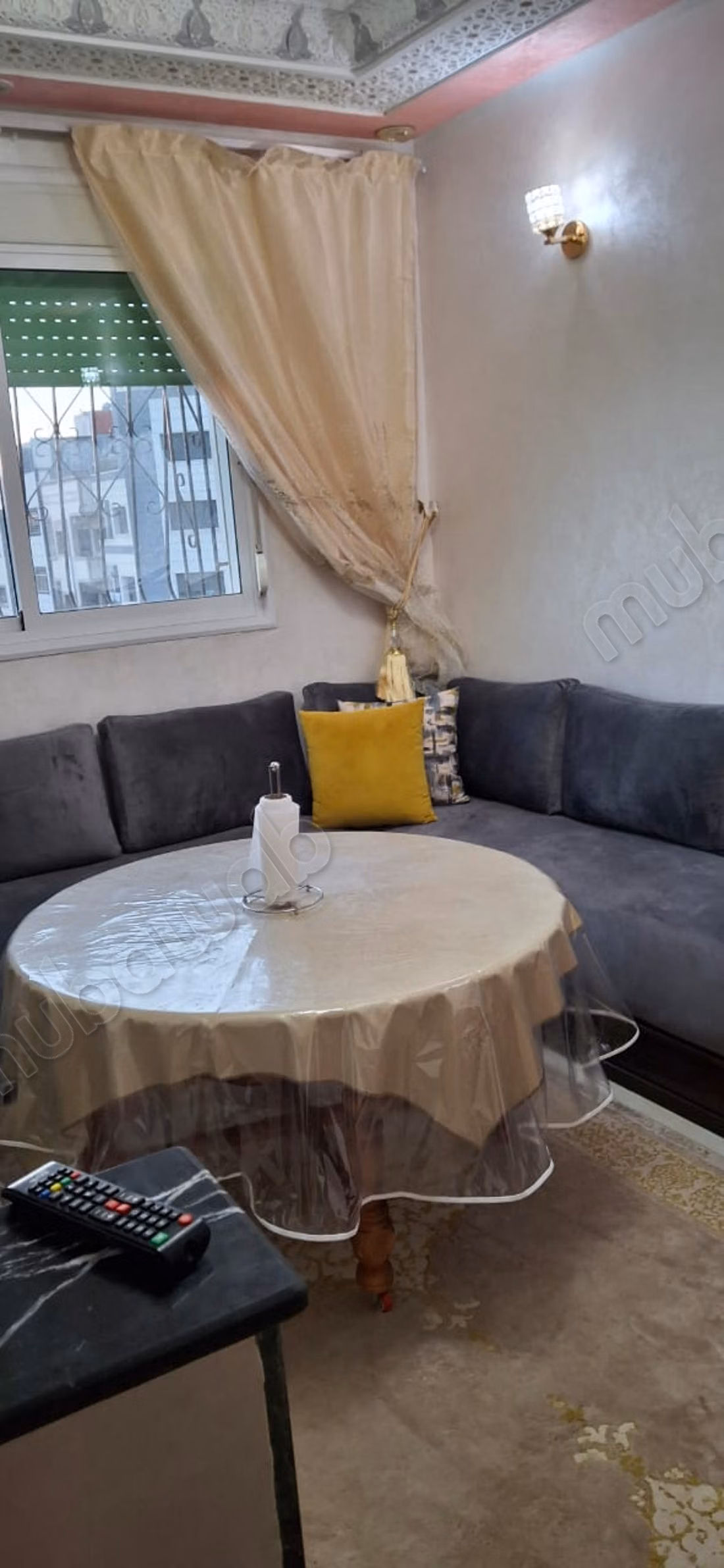 Bel appartement à louer dans le quartier de Wadi Al-Dahab. 2 chambres. Meublé