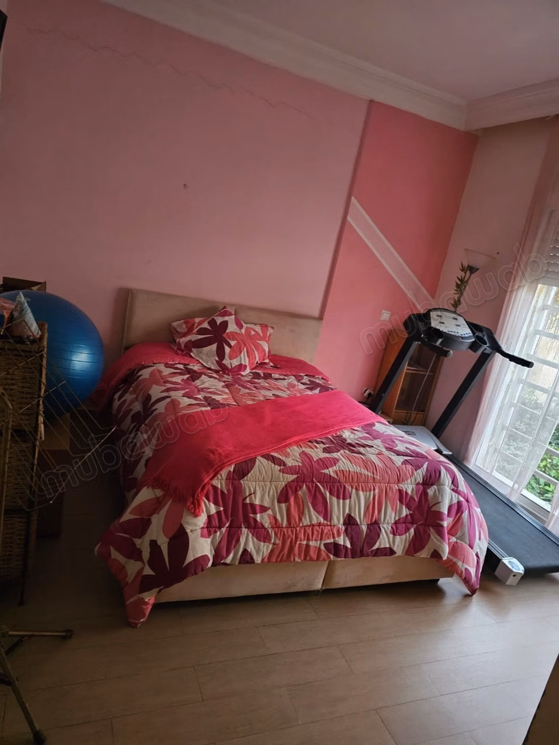 Somptueuse maison à vendre à Hay Zobir. 4 chambres. Jardin