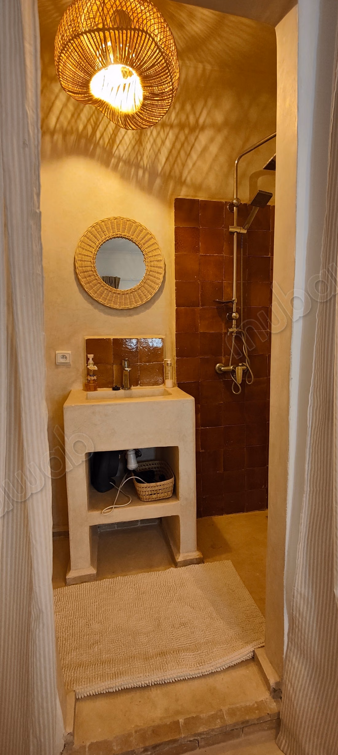 Appartement à vendre à Bab Doukkala. 1 Pièce. Bien meublé — 6