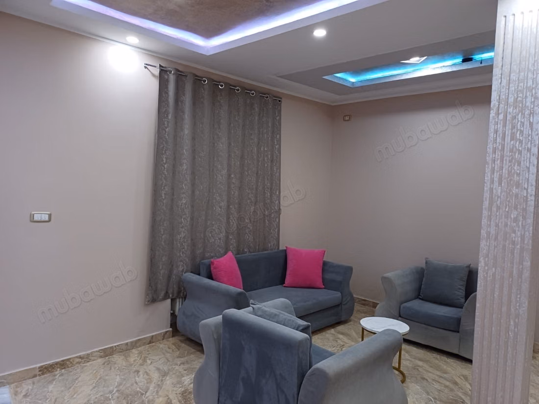 Villa de luxe à vendre. Surface totale 531 m². Bien meublé