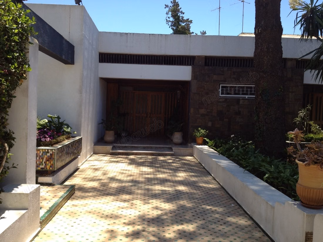 Villa de excepción a la venta – Souissi, Rabat