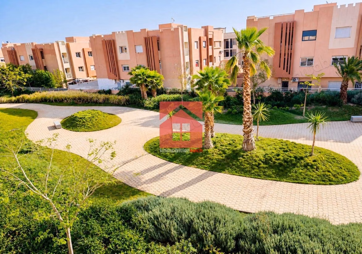 Chic Gemeubileerd Appartement met Balkon in Chrifia