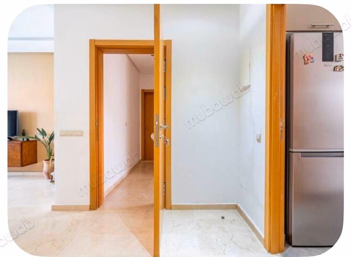 Appartamento stupendo in affitto a Dar Bouazza. 3 camere confortevoli. Ben arredato