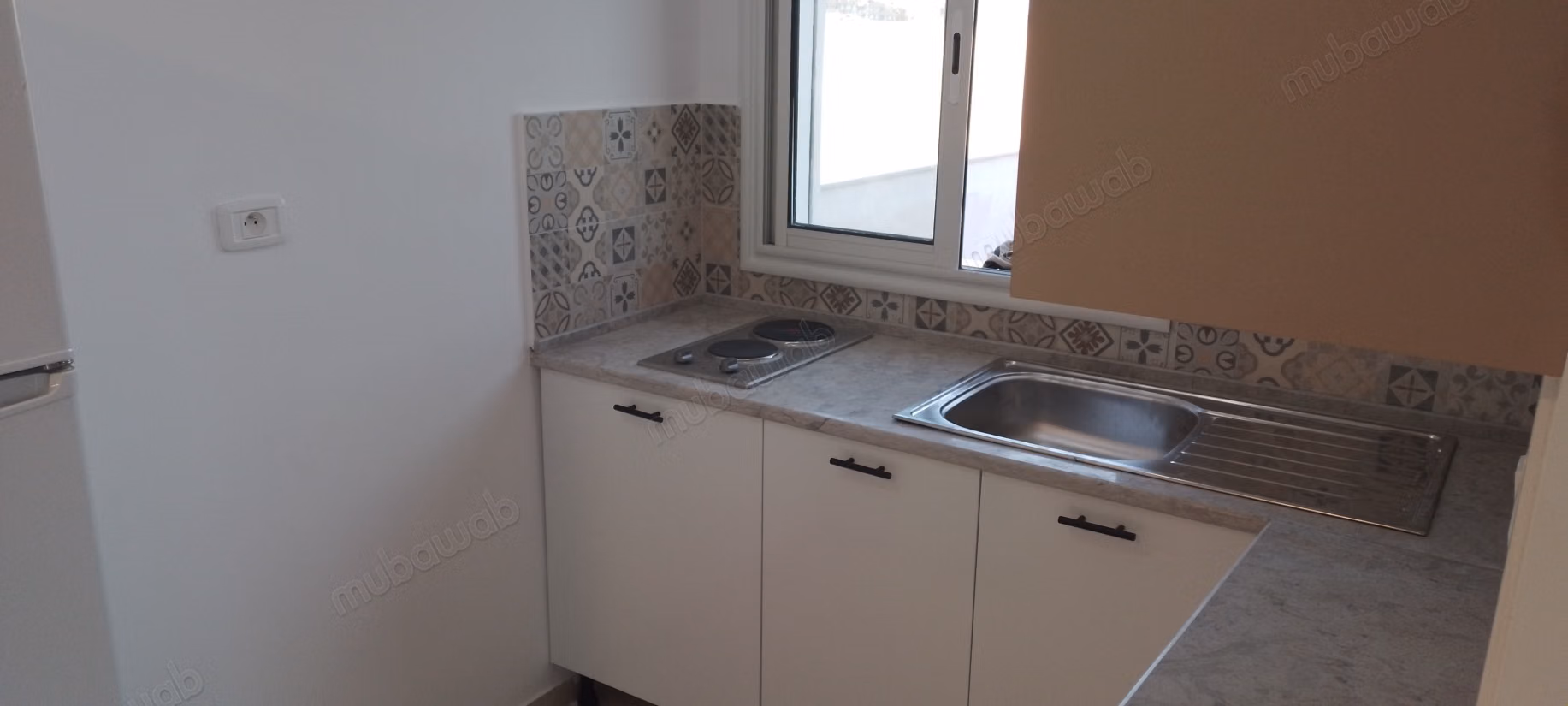 A Menzah 5. Studio 35 m² double vitrage climatisé