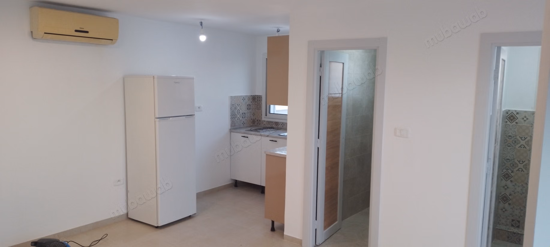 A Menzah 5. Studio 35 m² double vitrage climatisé