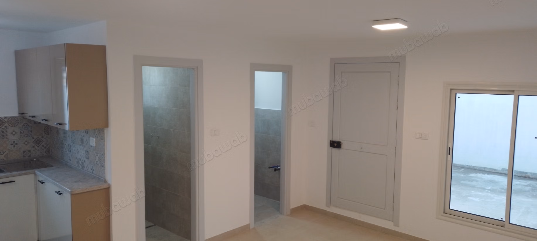 A Menzah 5. Studio 35 m² double vitrage climatisé