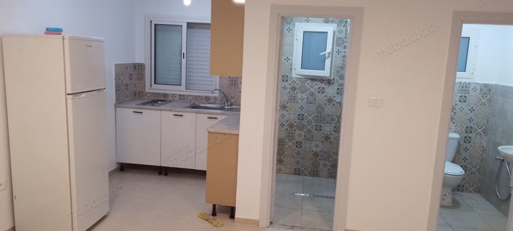 A Menzah 5. Studio 35 m² double vitrage climatisé