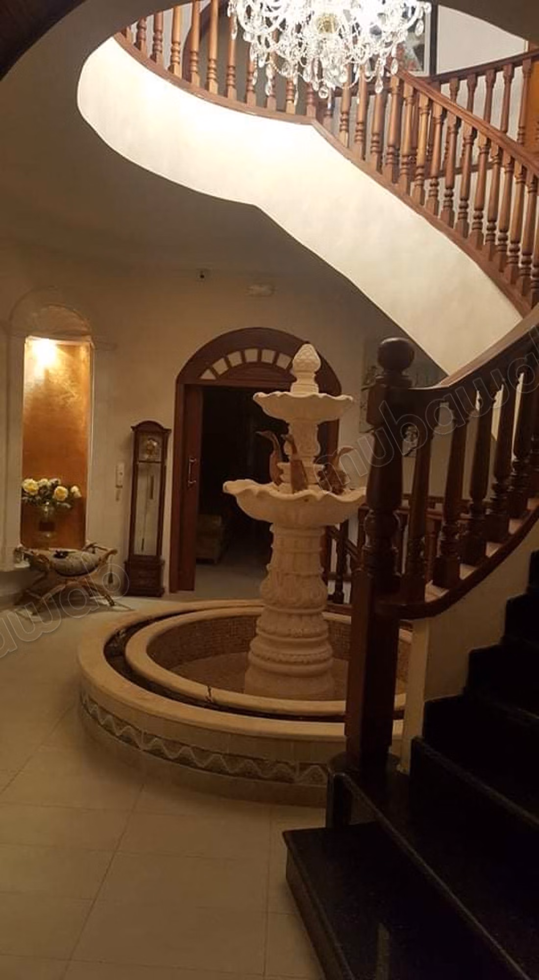 Mini castle for rent in El Manar 2. 8 comfortable rooms. Furnished