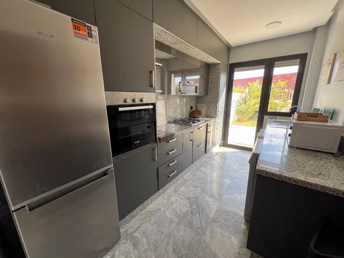 Tamaris locat appartement meuble jardin privat 2c