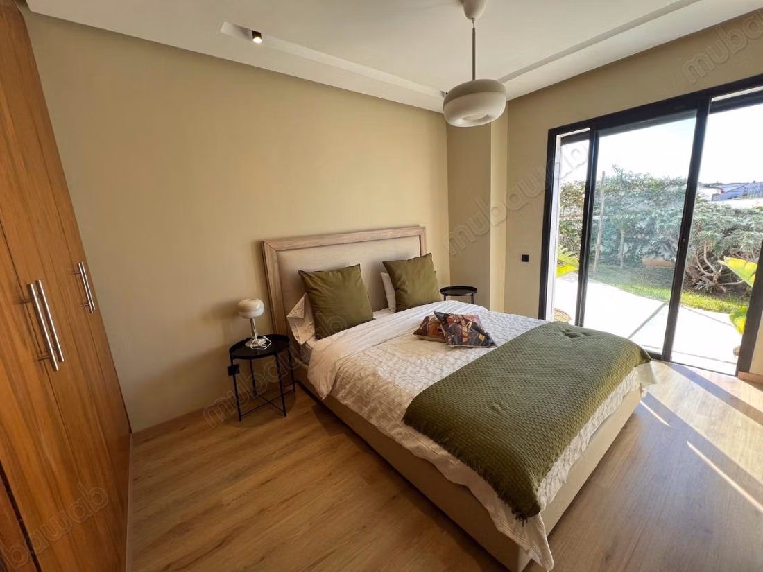 Tamaris locat appartement meuble jardin privat 2c