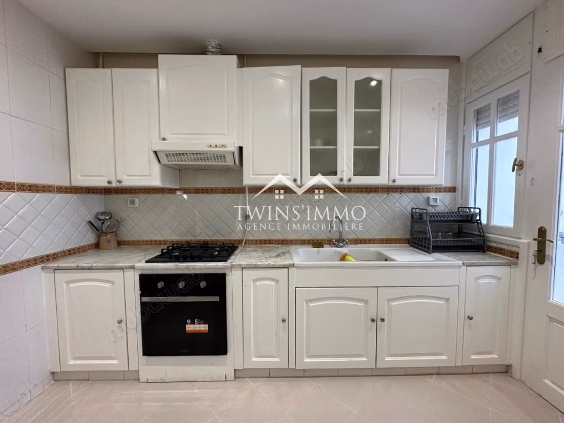 Superb apartment for rent in Ain Zaghouan North. Area of 110 m². Well furnished