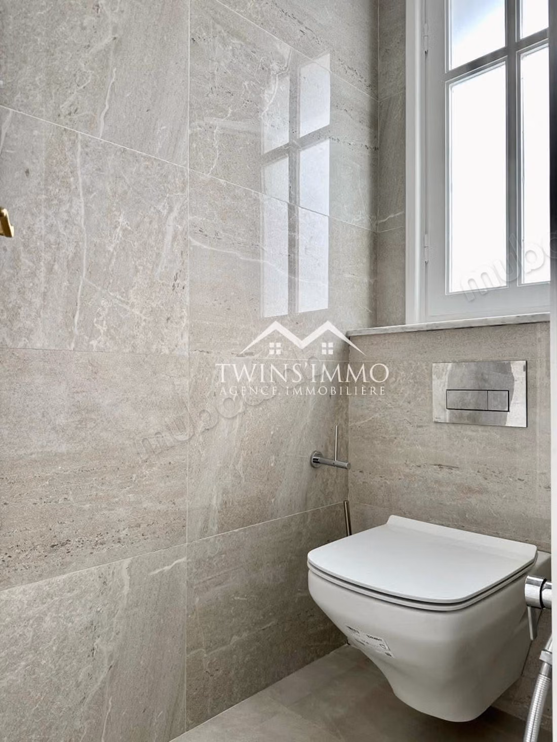 Superb apartment for rent in Ain Zaghouan North. Area of 110 m². Well furnished