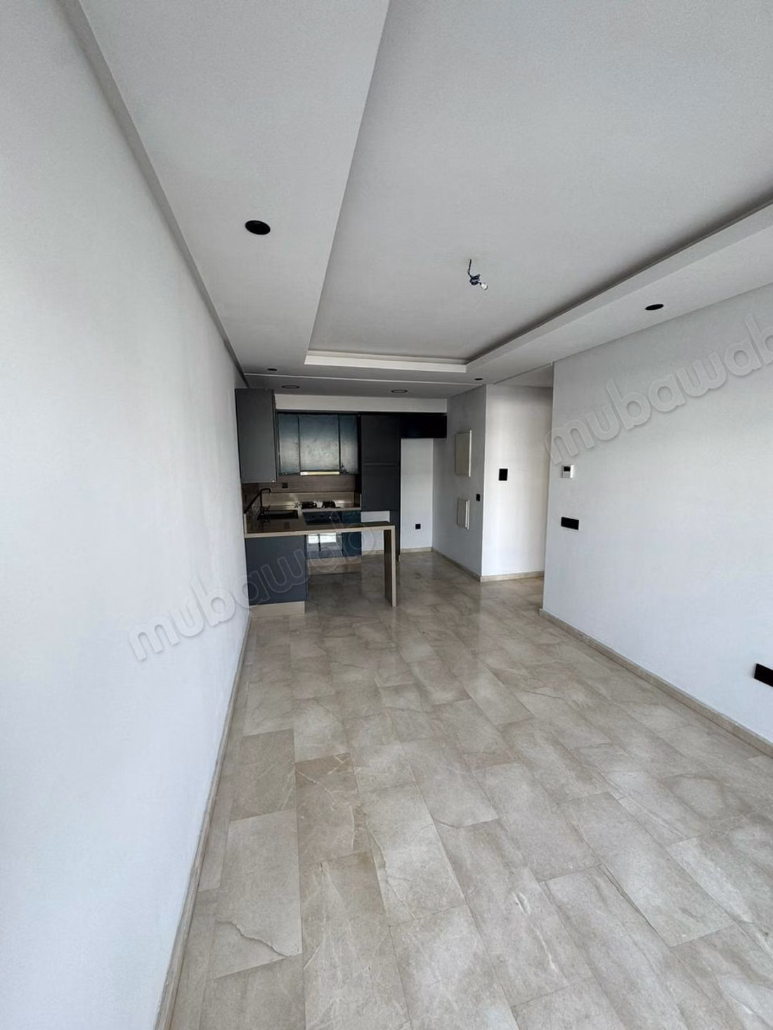 Empty studio for rent in Bouskoura
