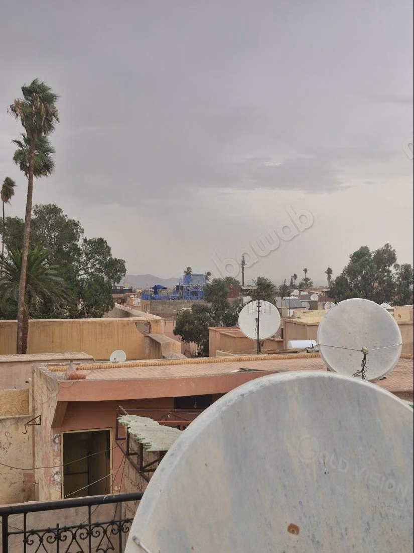 Verkoop van een superb riad in Jnan ben chagra. 8 kamers