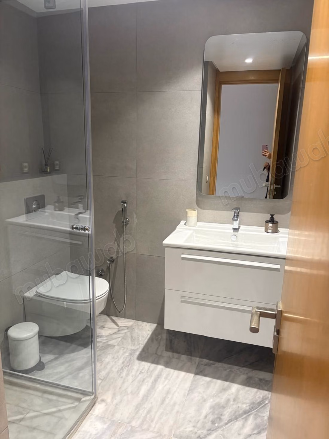 Superbe appartement MEUBLÉ à louer EL MANAR