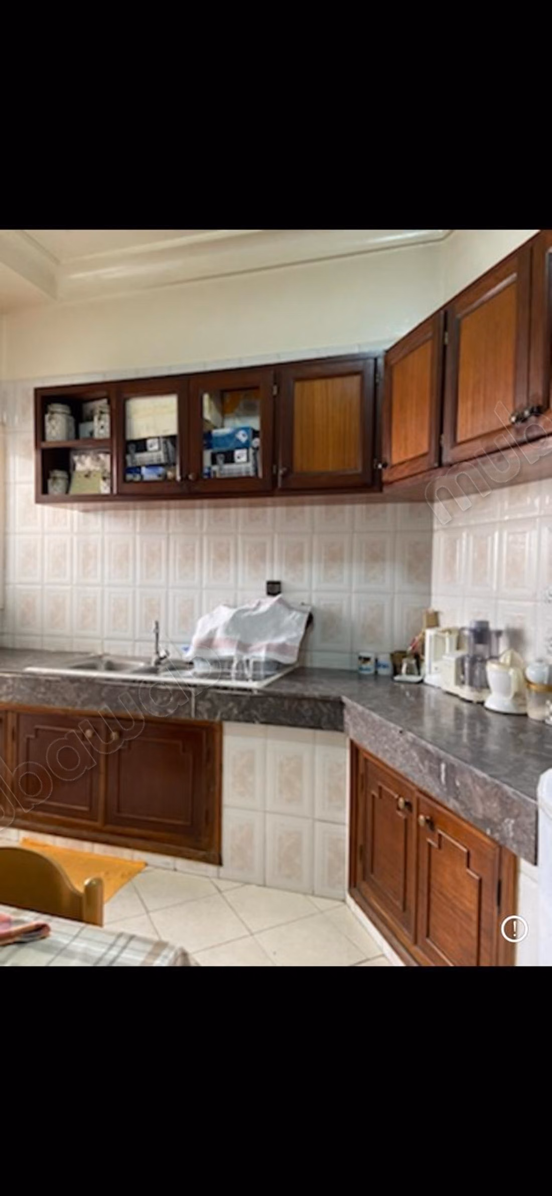 Apartment for sale in Bourgogne Est. 2 large rooms. Well furnished