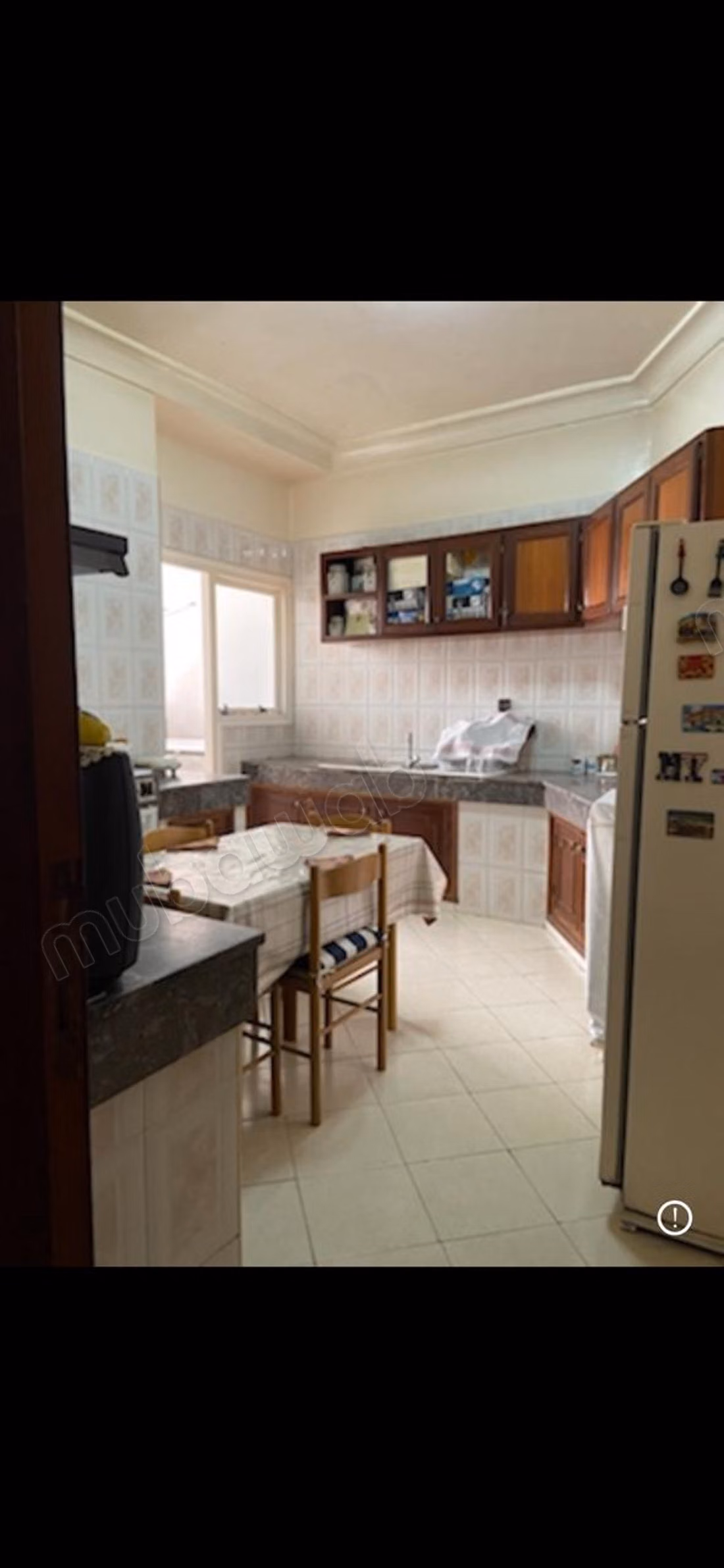 Apartment for sale in Bourgogne Est. 2 large rooms. Well furnished