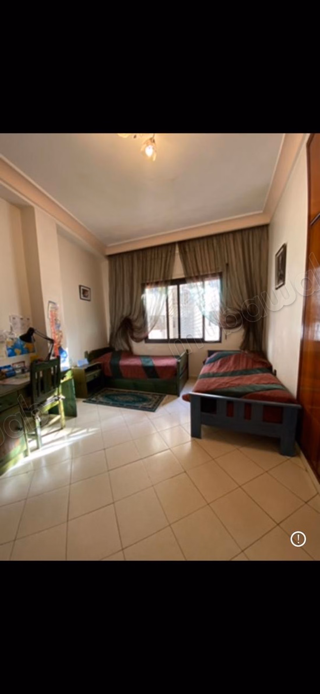 Apartment for sale in Bourgogne Est. 2 large rooms. Well furnished