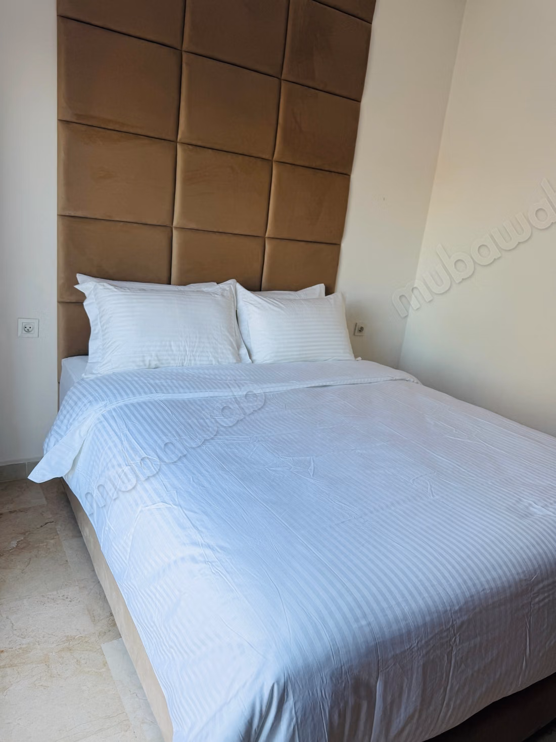 Superbe appartement à louer au quotidien au cœur de Tanger, surface totale de 54 m². Meublé