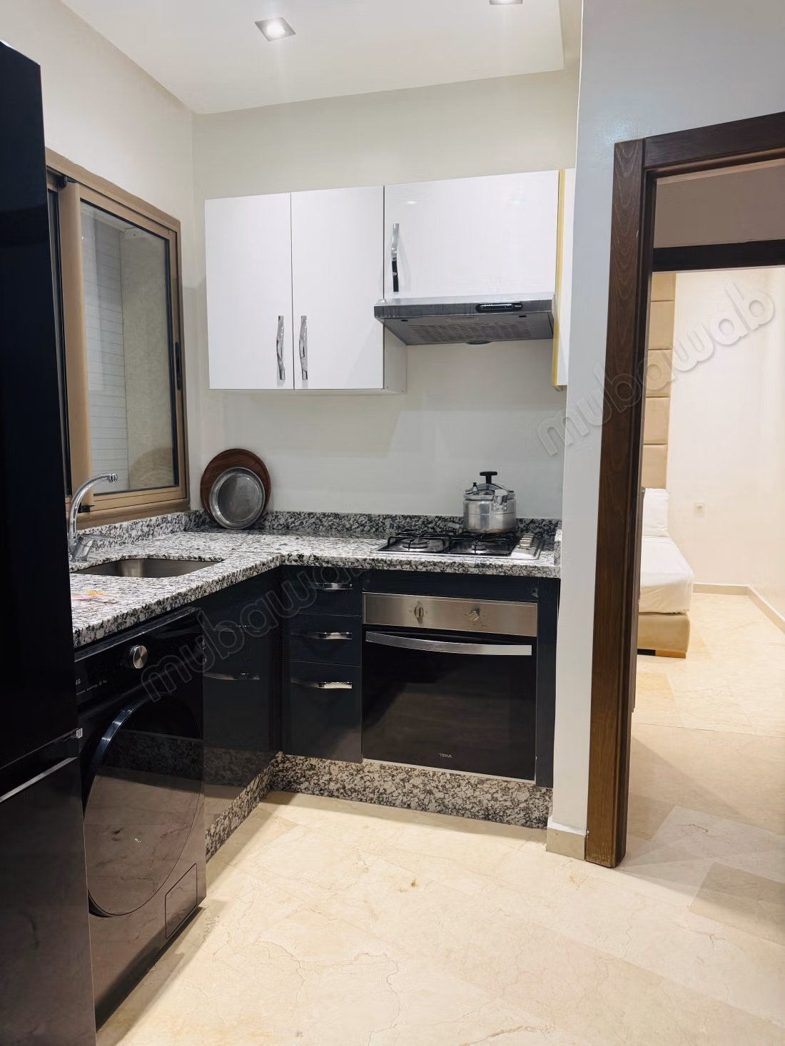 Superbe appartement à louer au quotidien au cœur de Tanger, surface totale de 54 m². Meublé