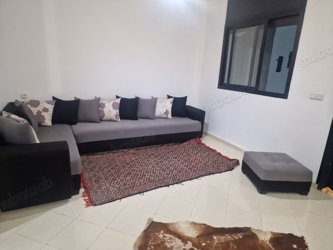 Location villa de luxe à Sidi Bouzid. 
6 pièces. 
Meublé