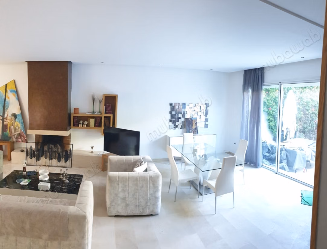 Villa di alta classe in affitto a Dar Bouazza. 3 camere. Arredata
