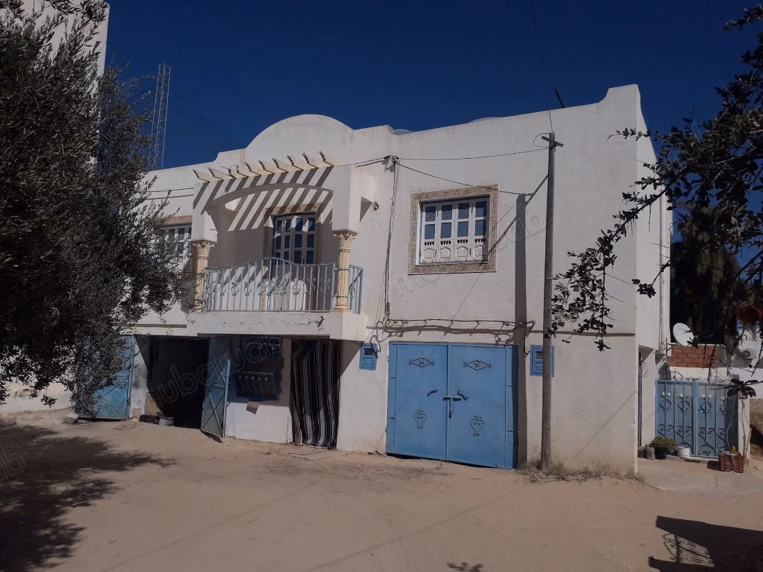 Edificio nel centro di Midoun Djerba