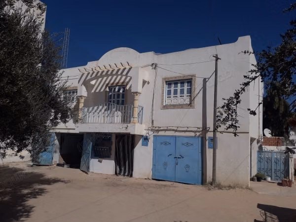 Edificio nel centro di Midoun Djerba
