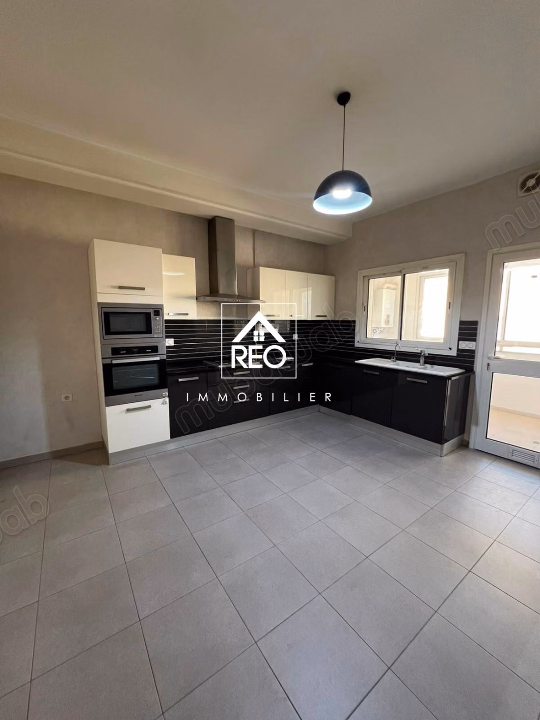 A vendre: Un appartement S3 aux berges du Lac 2