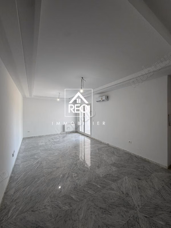 In vendita: Un appartamento S2 a La Nouvelle Soukra