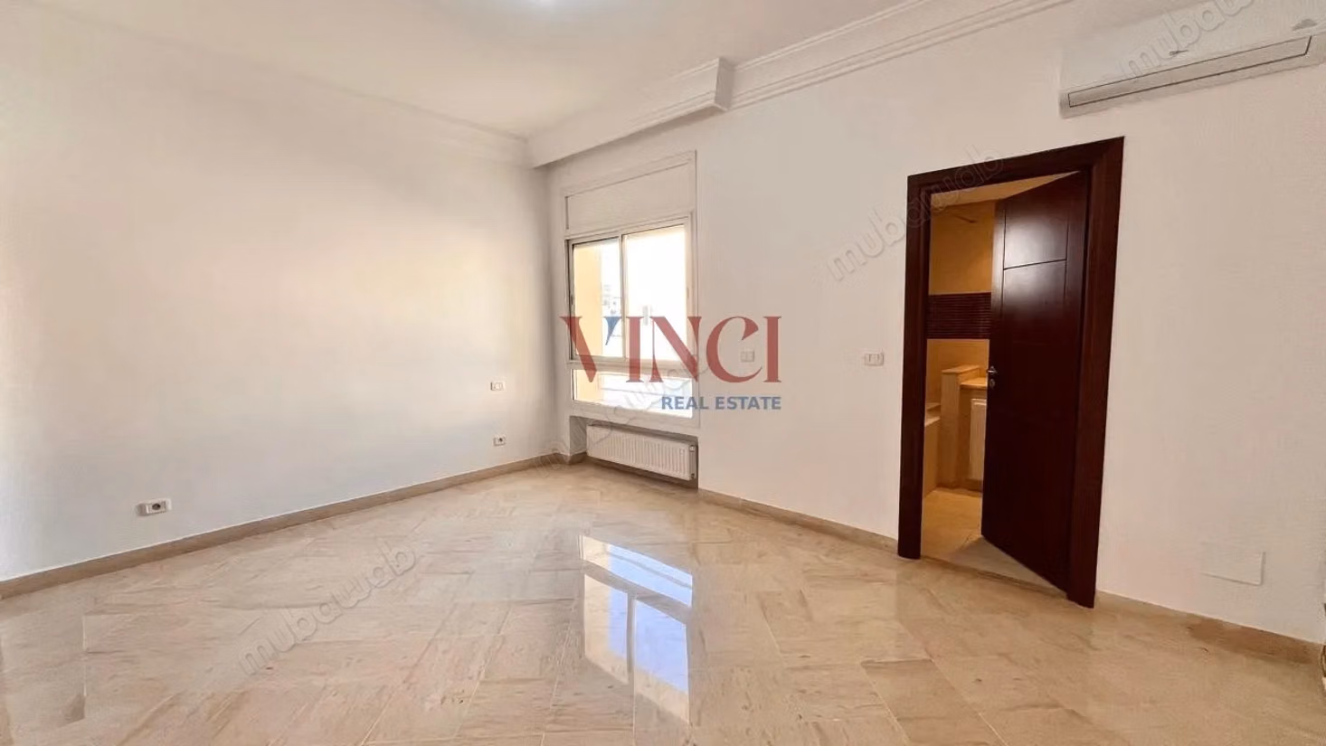 À Louer un appartement en S3 aux Berges du Lac 2