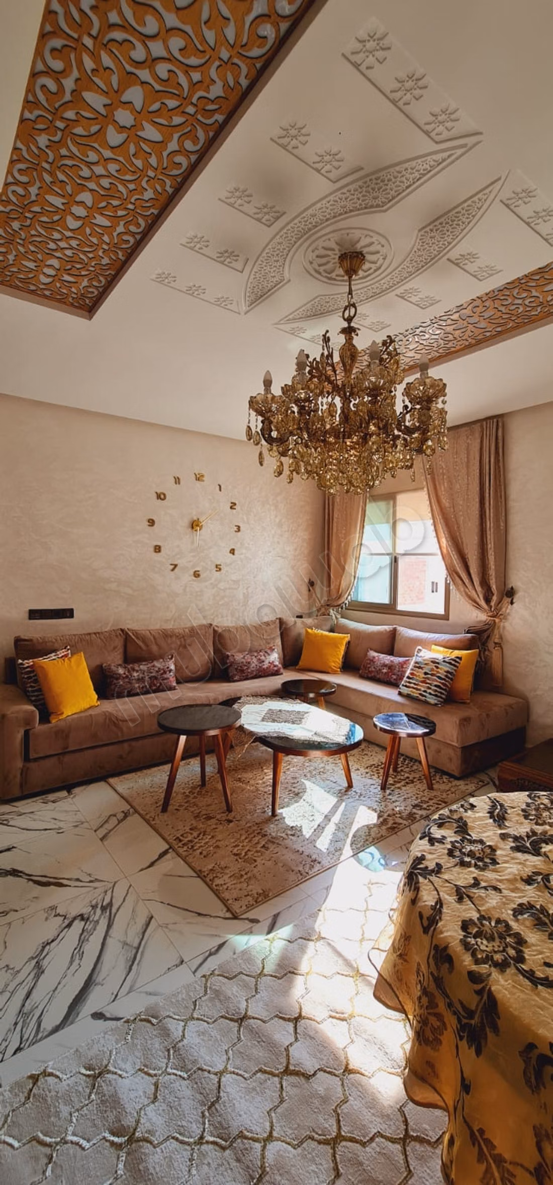 Location d'un appartement à Sidi Hajji. 
2 pièces. 
Bien meublé