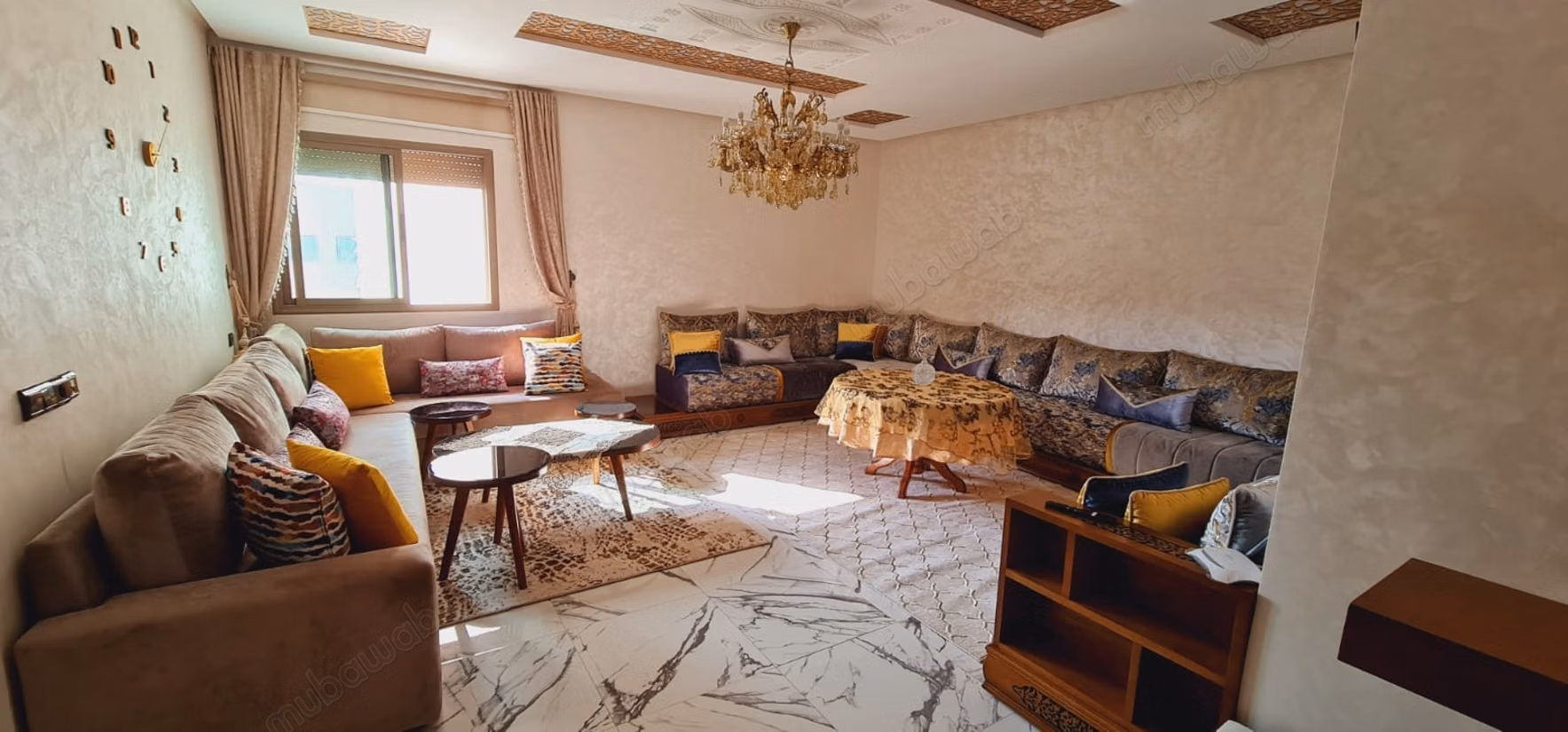 Location d'un appartement à Sidi Hajji. 
2 pièces. 
Bien meublé