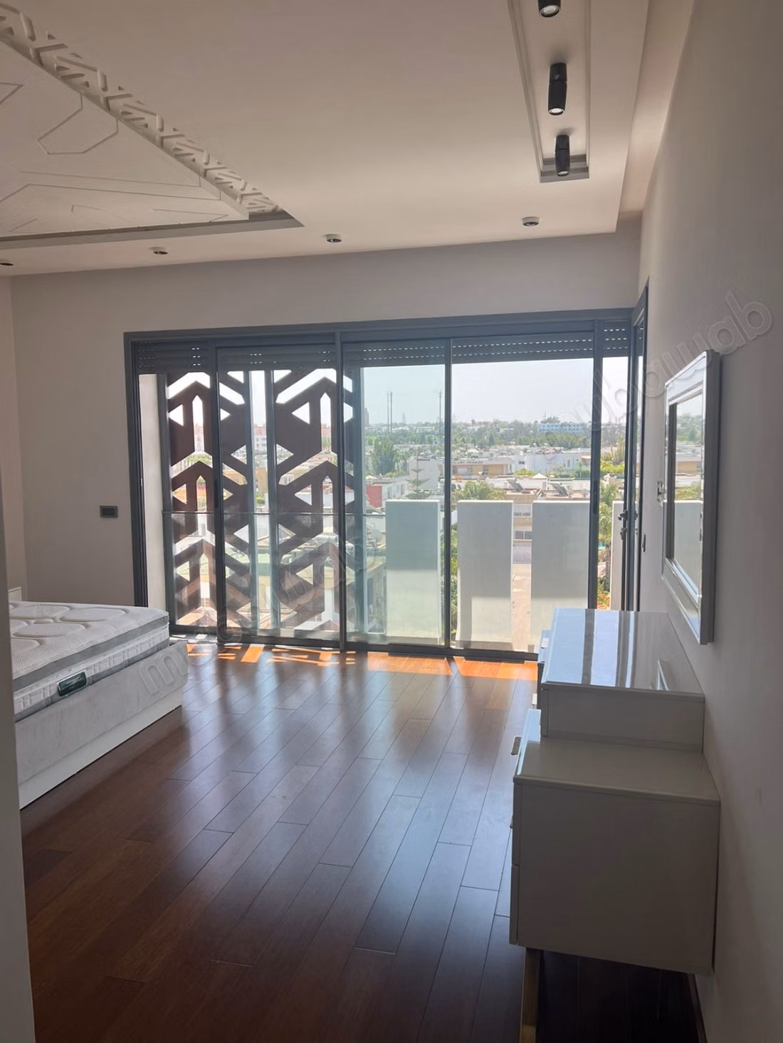 Appartamento in affitto a Riyad. Superficie di 184 m². Arredato