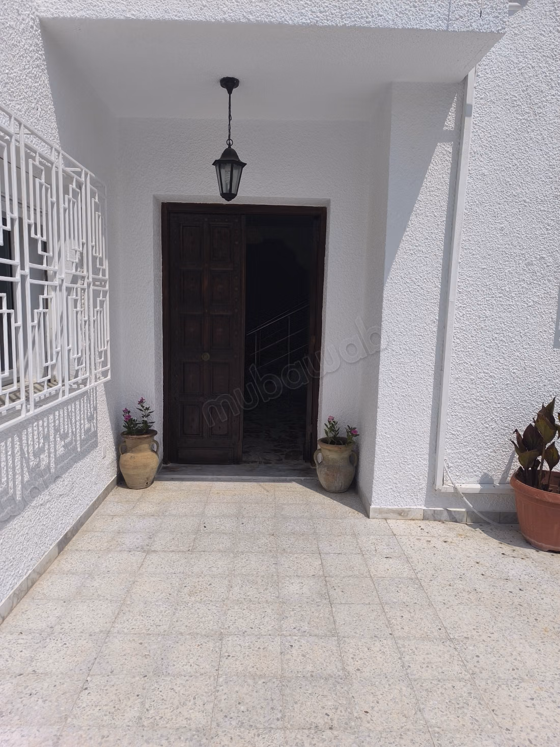 Belle maison en location à Sidi Bousaid. 4 chambres agréables. Fenêtres double vitrage et chauffage central