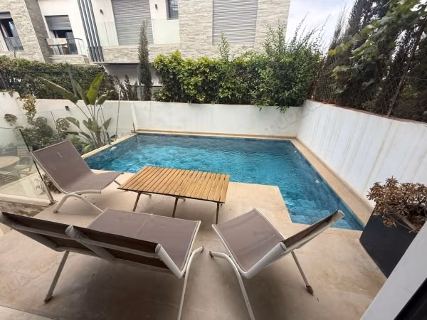 Villa con piscina in affitto – Dar Bouazza