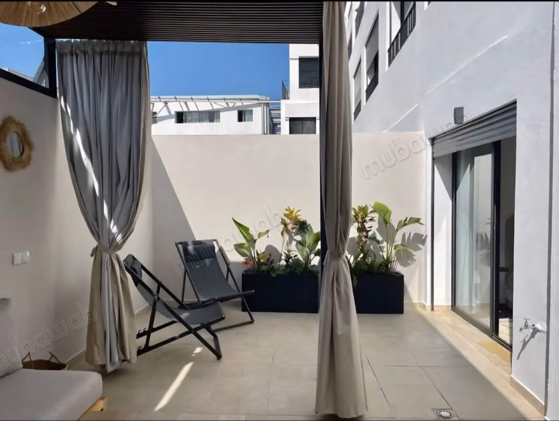 Studio meublé 93 m², terasse, bourgogne