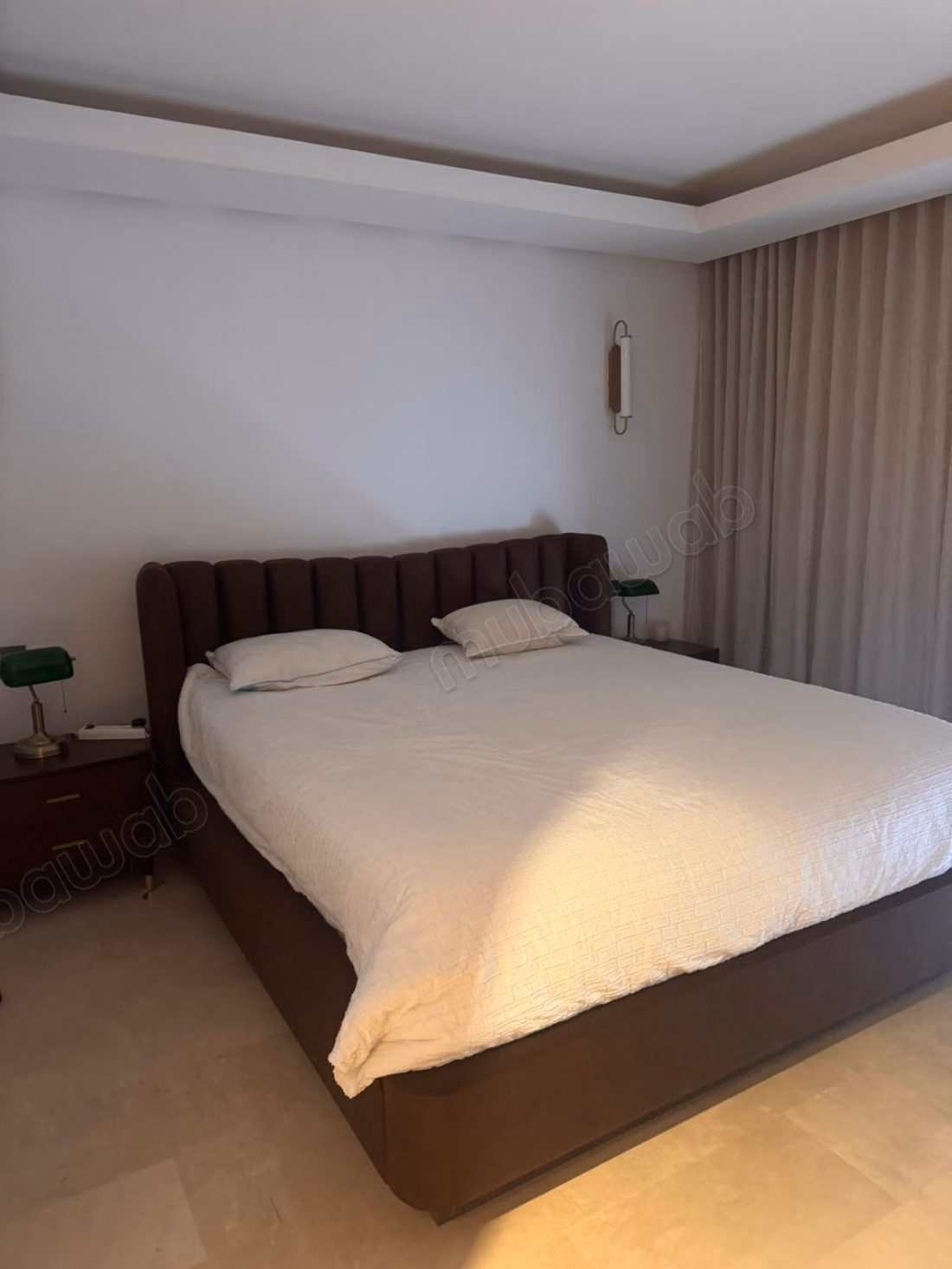 Appartement vue sur mer VIDE à louer à Ain Diab