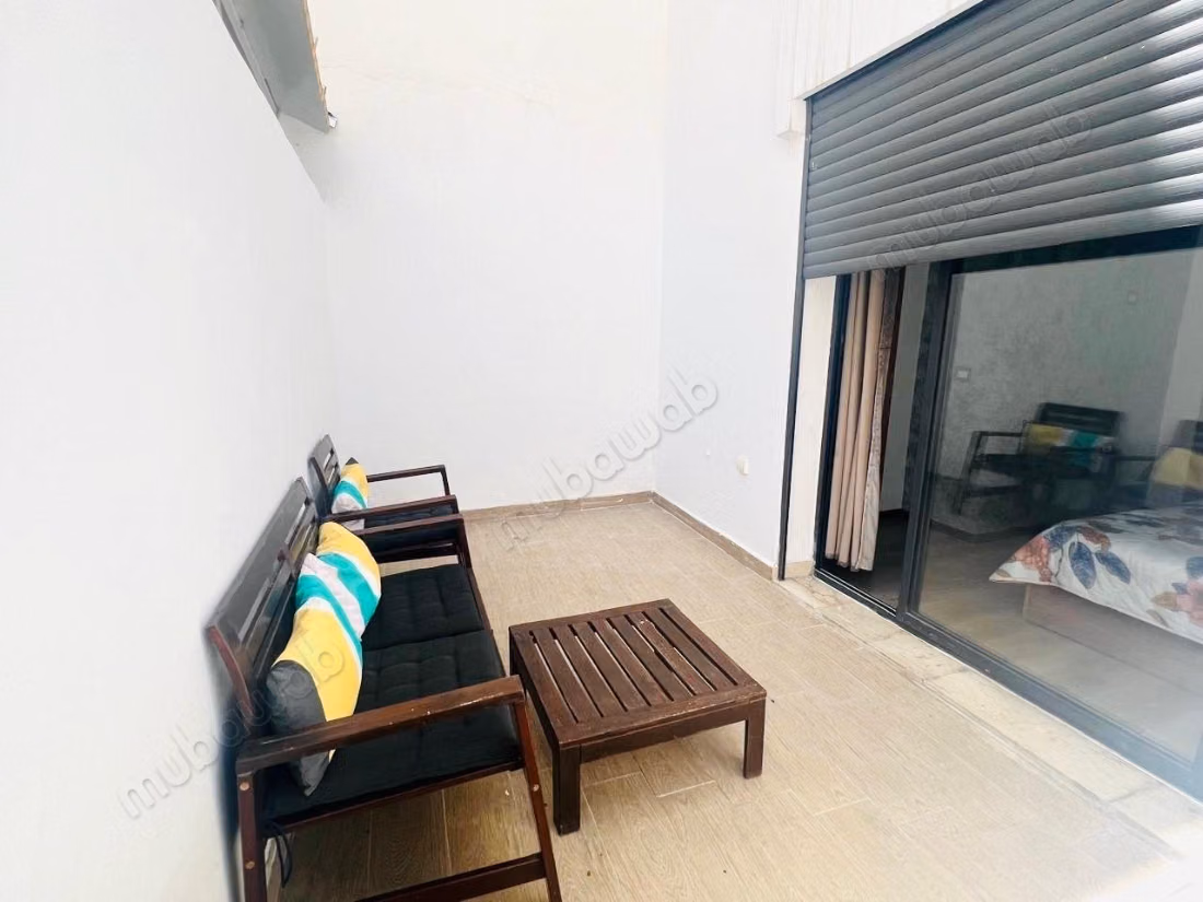 Affitto studio arredato a Maarif con terrazzo