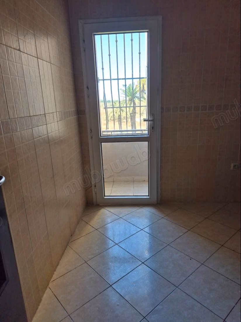Location d'un appartement en Centre Ville. 3 pièces confortables. Antenne parabolique, résidence sécurisée