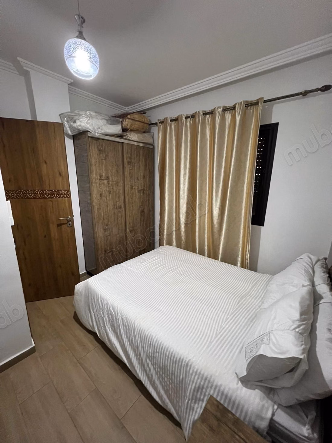 Appartement à vendre à Hivernage. 2 belles chambres. Meublé — 5