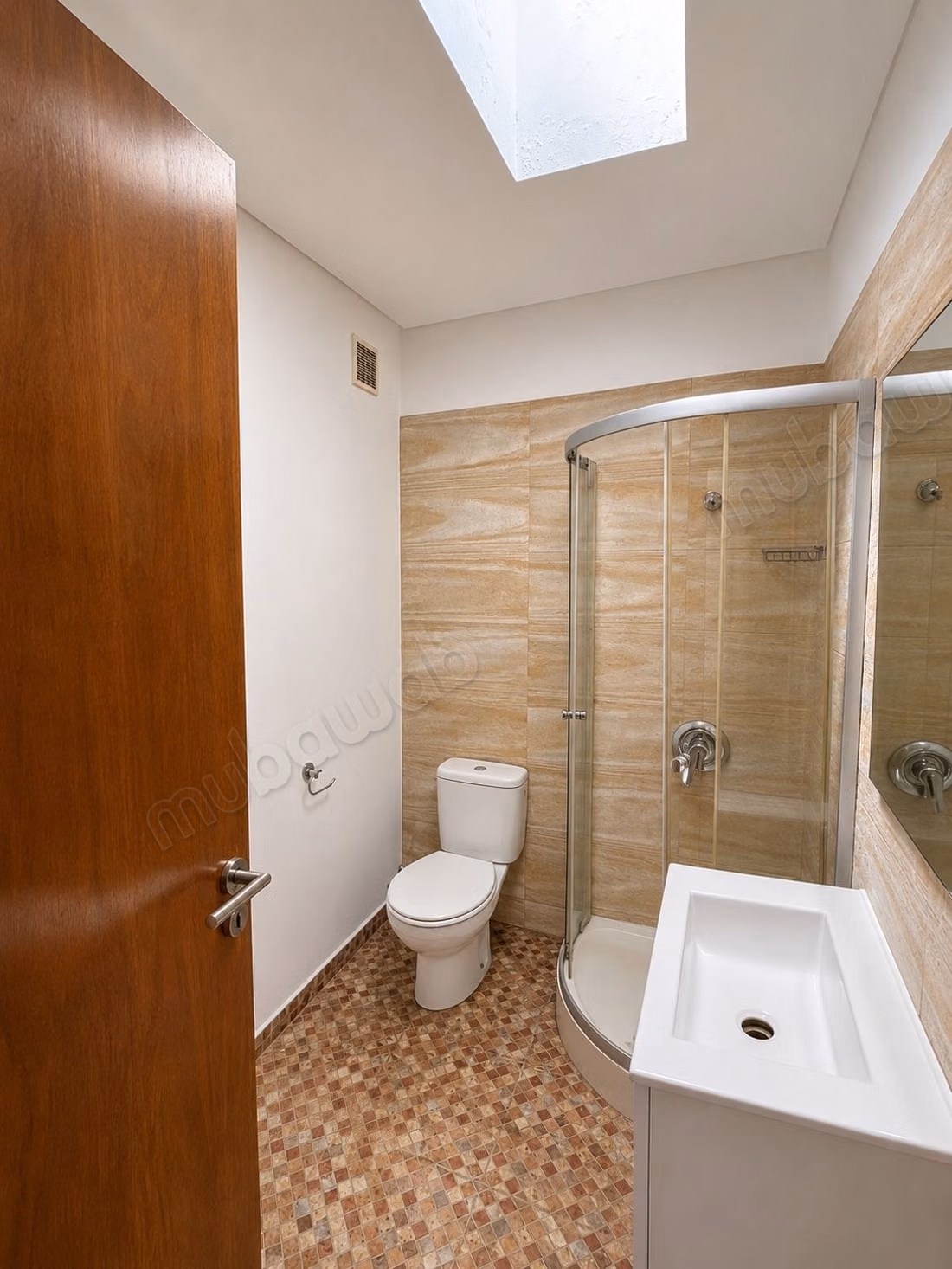 Villa de luxe à louer à Ain Diab Extension. 5 chambres. Double vitrage et chauffage central