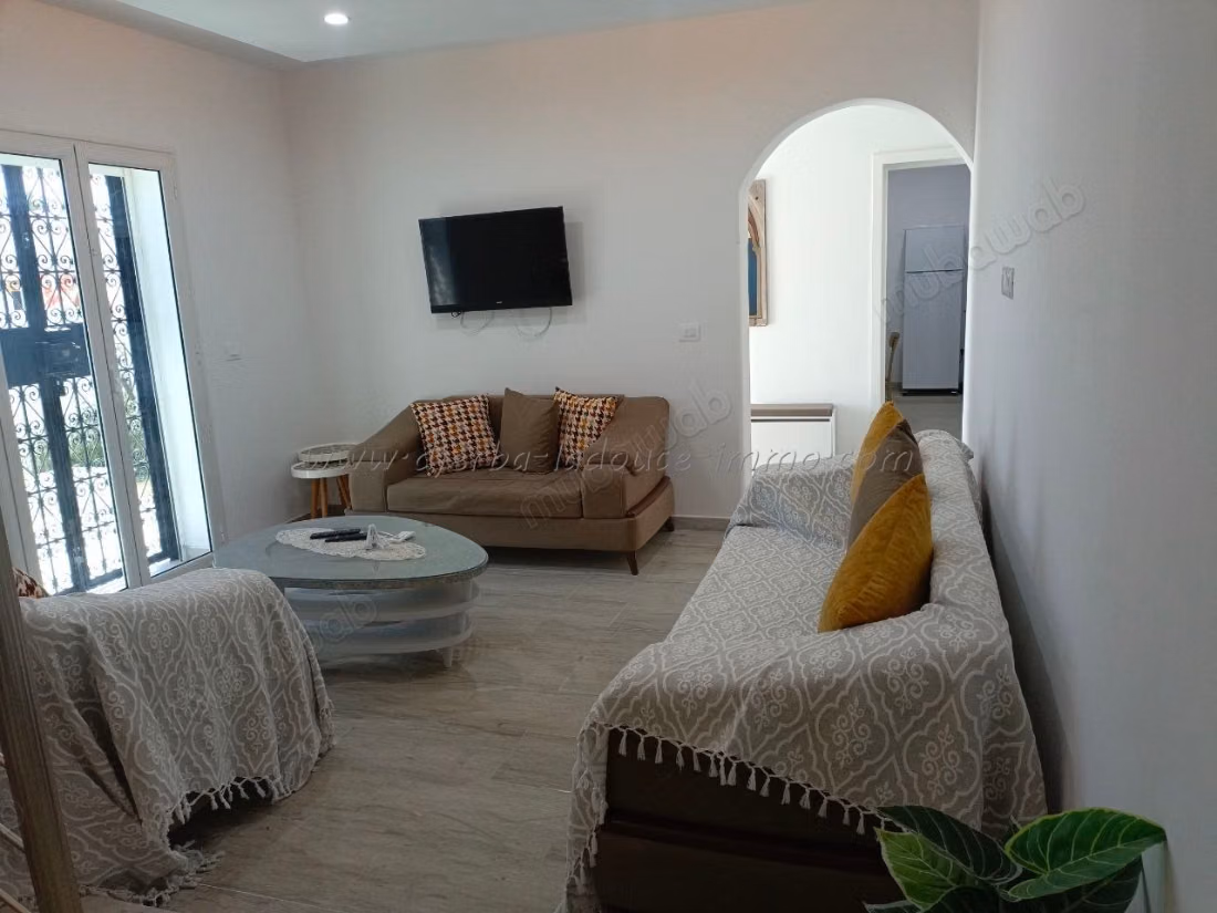 Location annuelle belle maison S3 à Ghizen