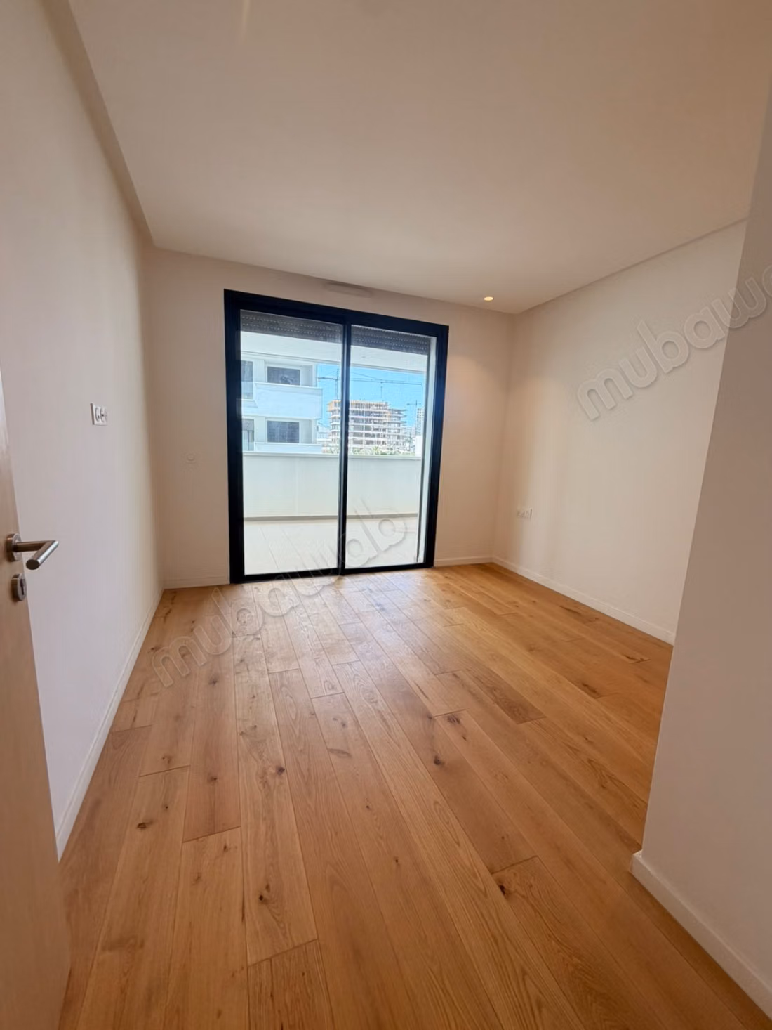 Appartement vide 2 chambres CFC