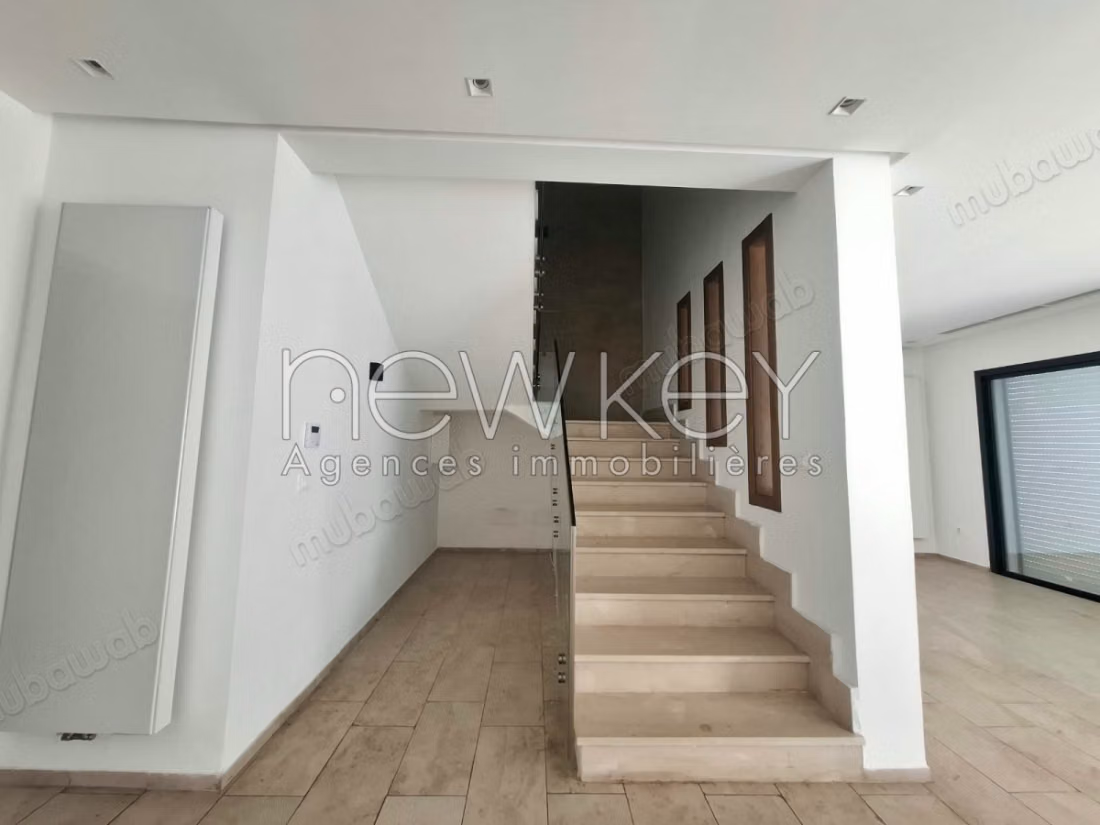 Magnificent duplex S3 in La Soukra