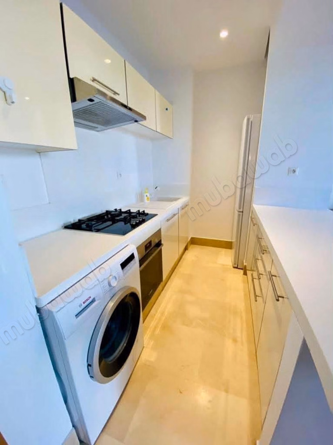 Magnifique studio très agréable moderne à cfc