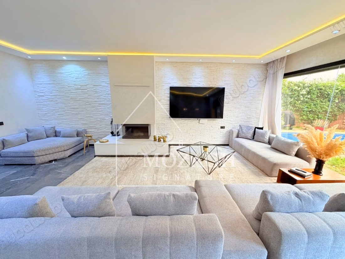 Magnifique villa 4 chambres piscine privée sur residence sécurisée