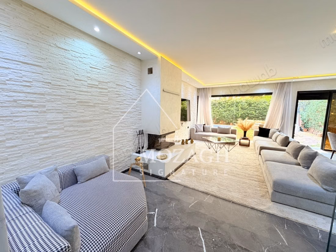 Magnifique villa 4 chambres piscine privée sur residence sécurisée