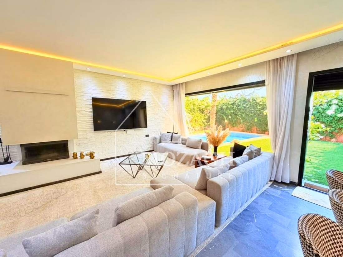 Magnifique villa 4 chambres piscine privée sur residence sécurisée