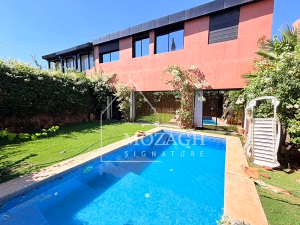 Magnifique villa 4 chambres piscine privée sur residence sécurisée
